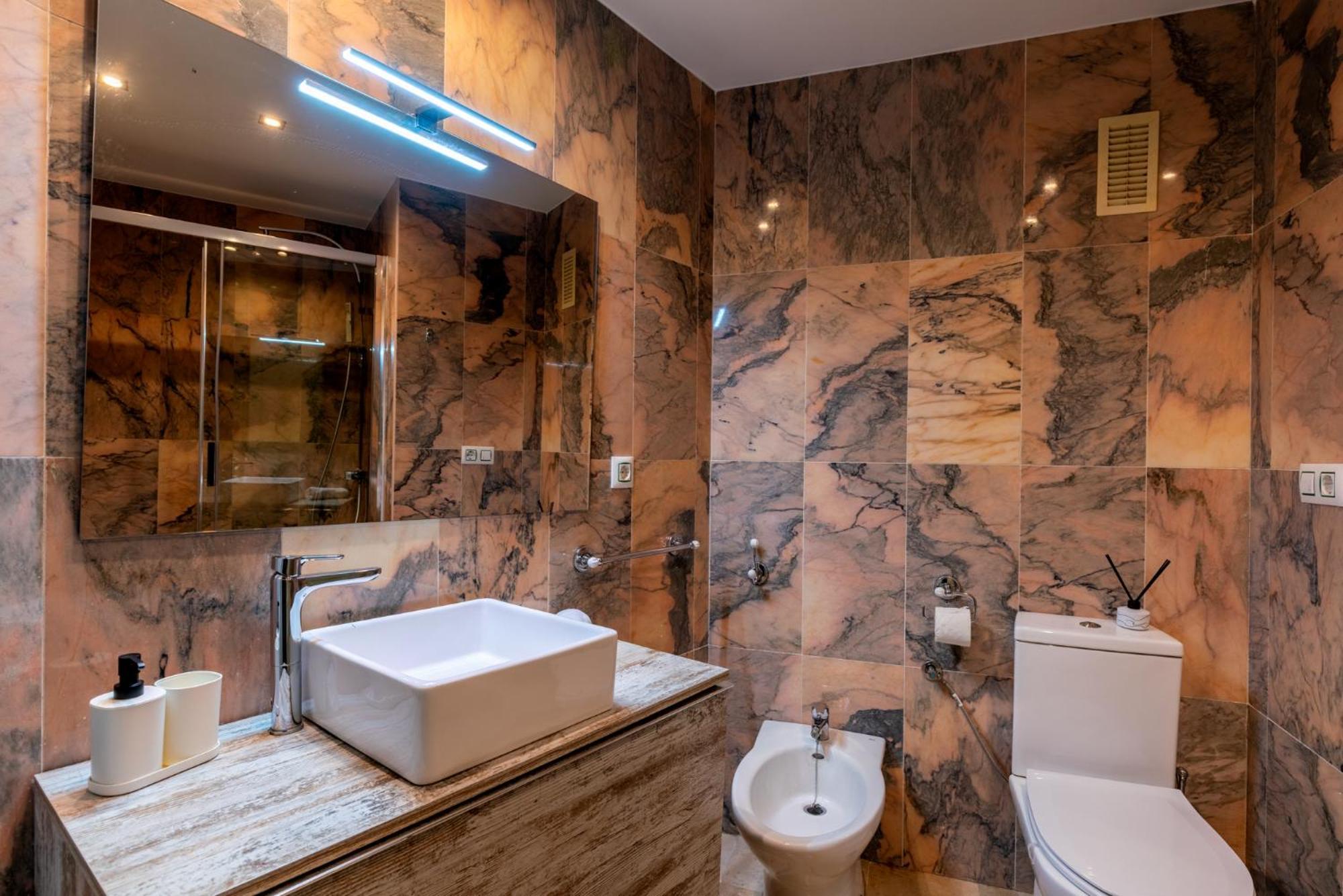 Apartamento Familiar Centro + Parking *
